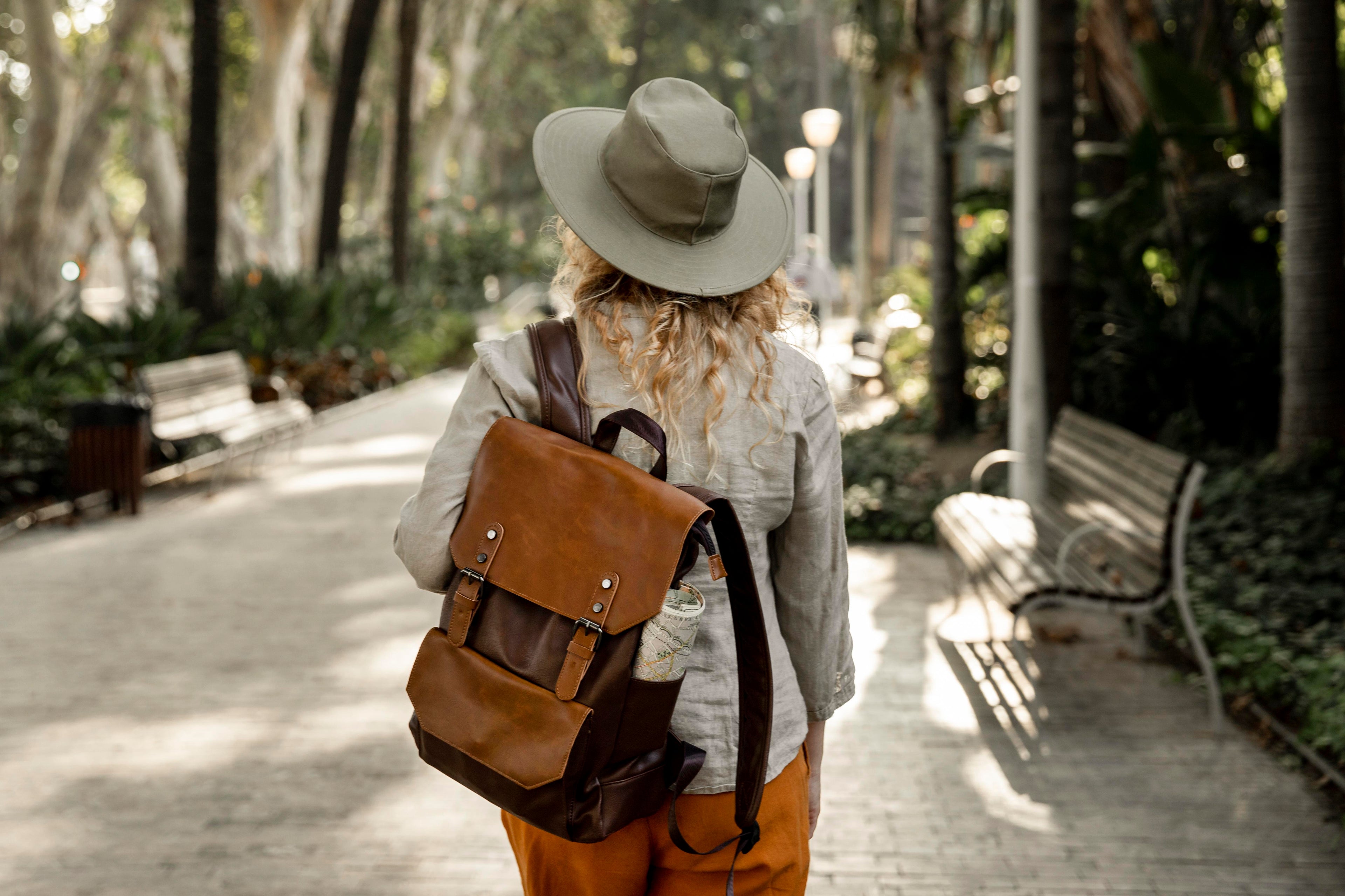 Leather Bags & Purses